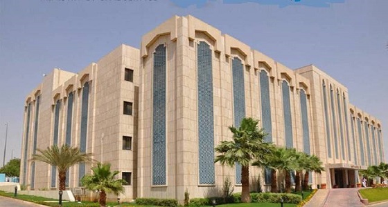 «الخدمة المدنية» تحسم تعيين خريجي قسم البيئة في الصحة العامة