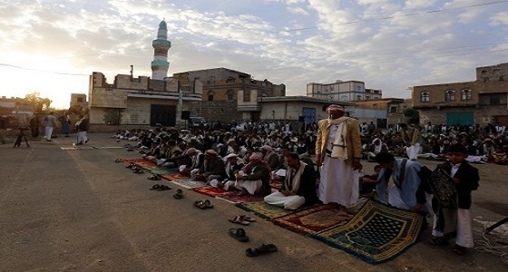 مليشيا الحوثي تفرض رسومًا مالية لدخول المساجد