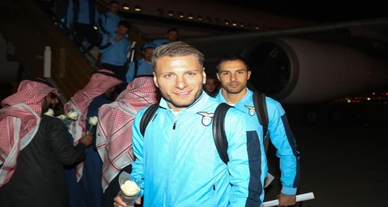 بالفيديو والصور.. وصول بعثة لاتسيو إلى الرياض لمواجهة يوفنتوس