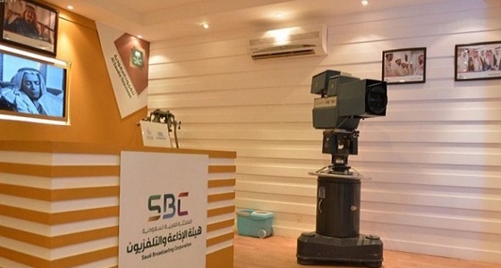 التحقيق في إساءة إعلامي لدوري المحترفين