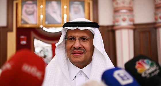 الأمير عبدالعزيز بن سلمان يكشف طبيعة تعامله مع خادم الحرمين وولي العهد