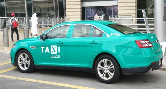 « النقل » تكشف عن التجهيزات في سيارات الأجرة الجديدة