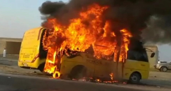 بالفيديو والصور.. تعليم محايل تكشف تفاصيل اشتعال حافلة النقل المدرسي
