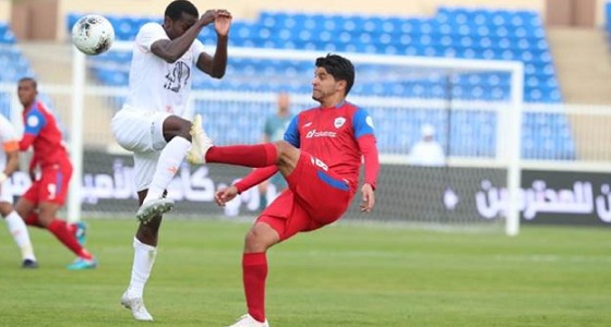 أبها يفوز على الشباب ويرفع رصيده