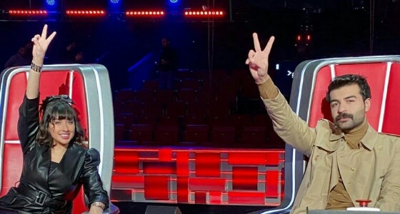 بالفيديو والصور.. فرح الهادي وزوجها على مقاعد لجنة التحكيم بـ «ذا فويس»