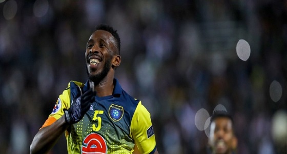 ناد عاصمي يسعى لضم طلال العبسي في الميركاتو الشتوي 