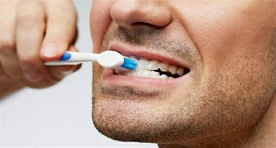 تنظيف الأسنان 3 مرات يوميا يحميك من فشل القلب