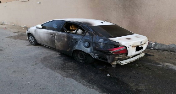 بالصور.. مجهولون يلاحقون «مواطن» ويشعلون النار في سيارته وعداد منزله
