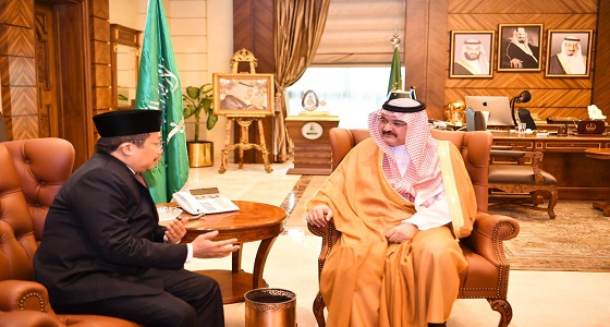 الأمير مشعل بن ماجد يستقبل القنصل العام الإندونيسي بجدة