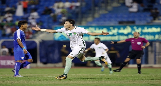 اختيار عبدالله الحمدان أفضل لاعب في لقاء الأخضر وقطر
