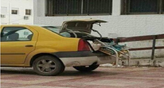 لص يسرق منزلا ويستقل سيارة أجرة صاحبه