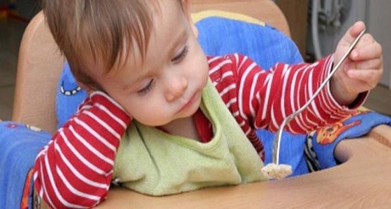 استشاري: زيادة الوزن لدى الأطفال ليست غذائية فقط !!