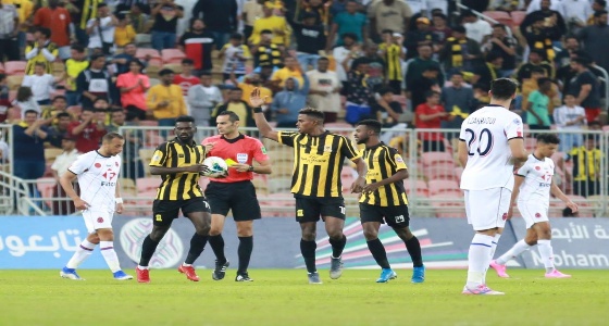 بالصور.. الاتحاد يقع في فخ التعادل أمام أولمبيك آسفي