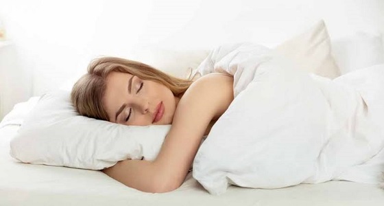 3 أضرار خطيرة يسببها النوم على البطن 