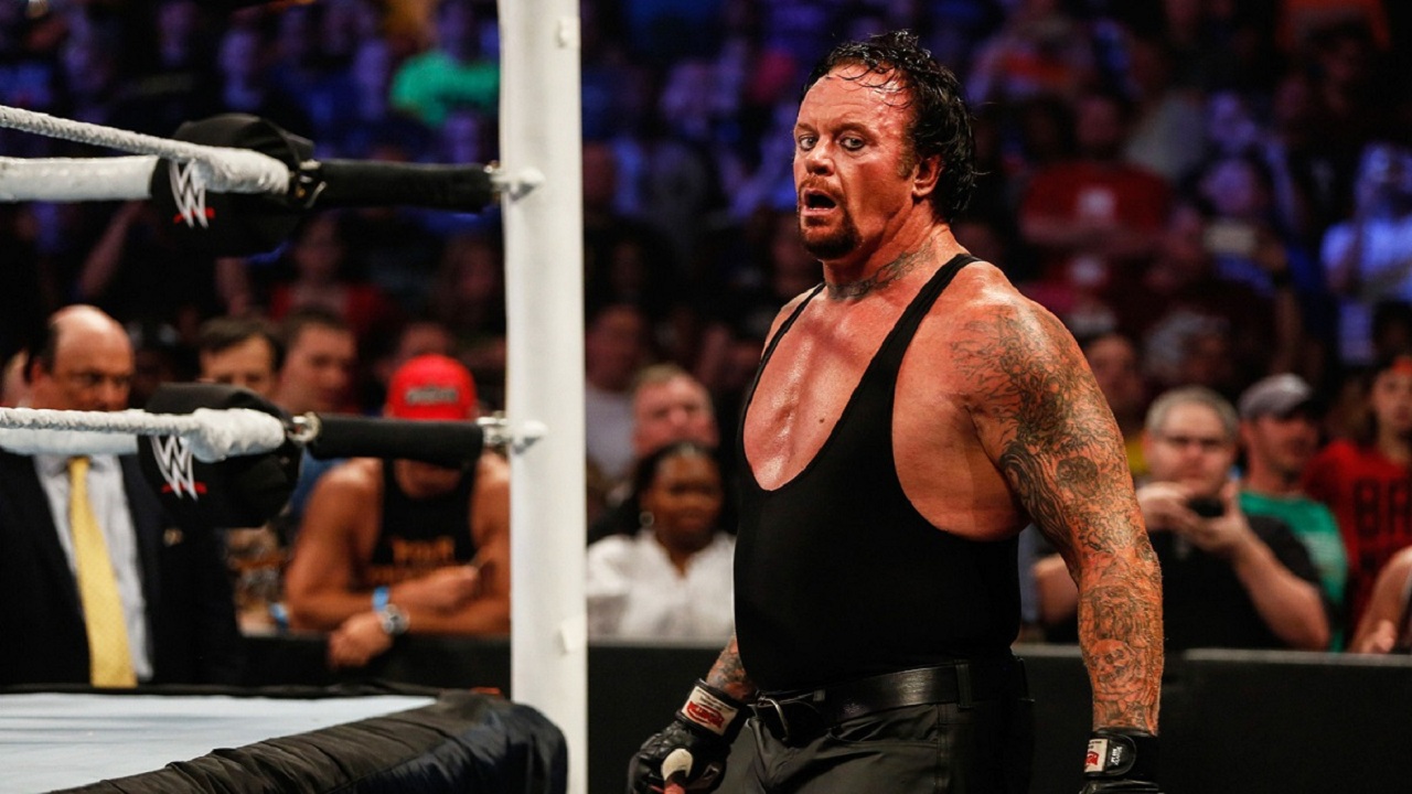 الأسطورة أندرتيكر مفاجأة سوبر شو داون 2020 (فيديو)