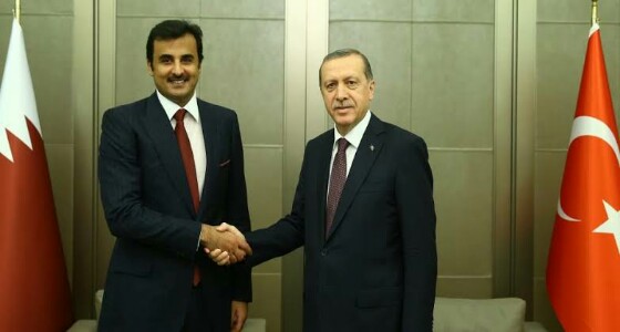 بالفيديو.. تميم يسلم مفاتيح قطر لأردوغان لتصبح الدوحة إحدى ولايات أنقرة 