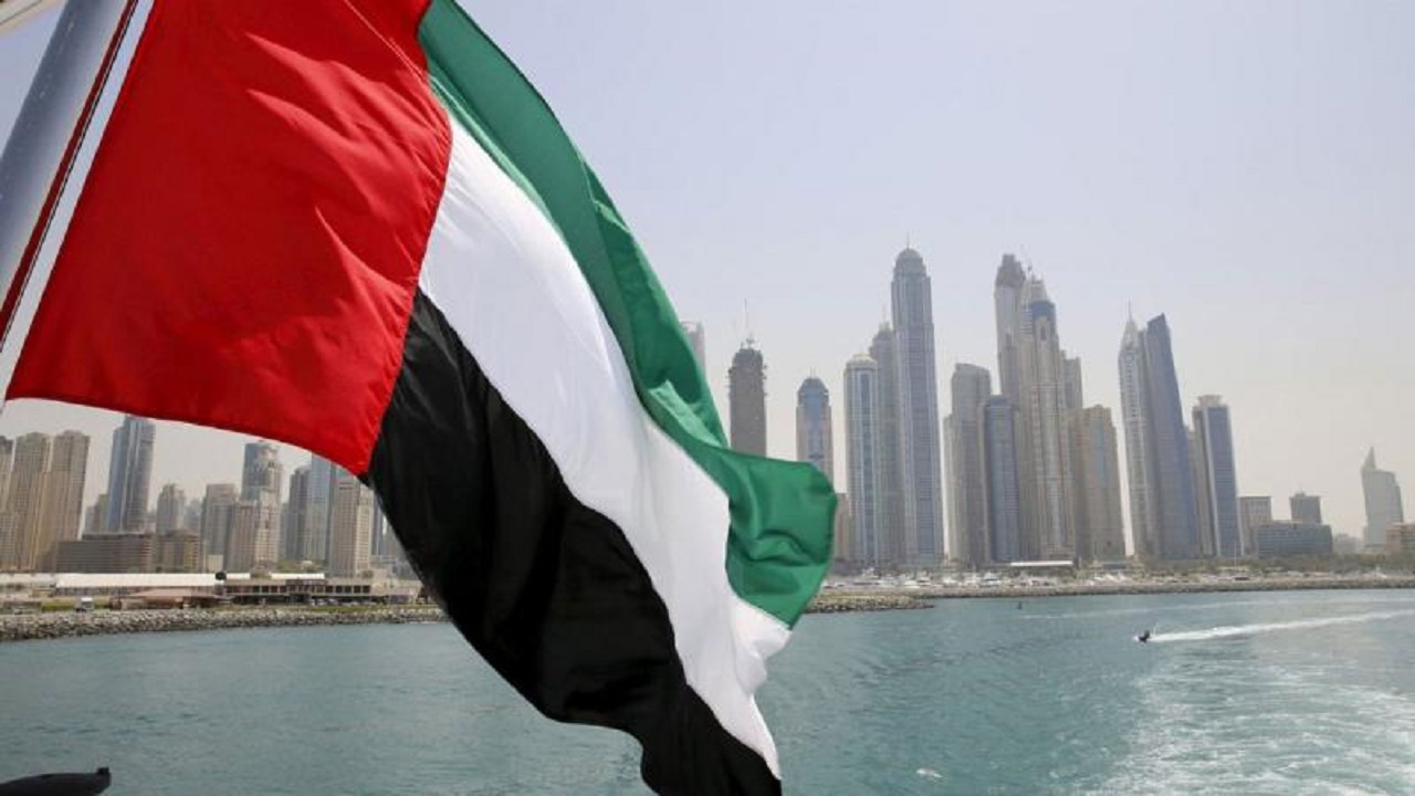 تعليق التنقل ببطاقة الهوية الوطنية في الإمارات