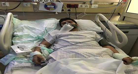بالصور.. مواطن يتعرض لحادث أليم بسبب حفرة بجوار مستشفى الملك فهد