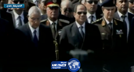 بالفيديو..الرئيس «السيسي» يتقدم الجنازة العسكرية لنظيره الأسبق حسني مبارك