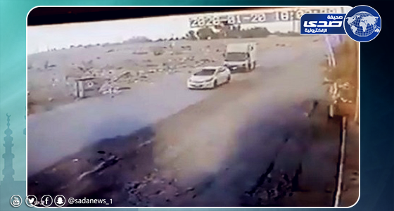 بالفيديو.. لحظة سرقة سيارة مواطن من أمام منزله في الرياض 