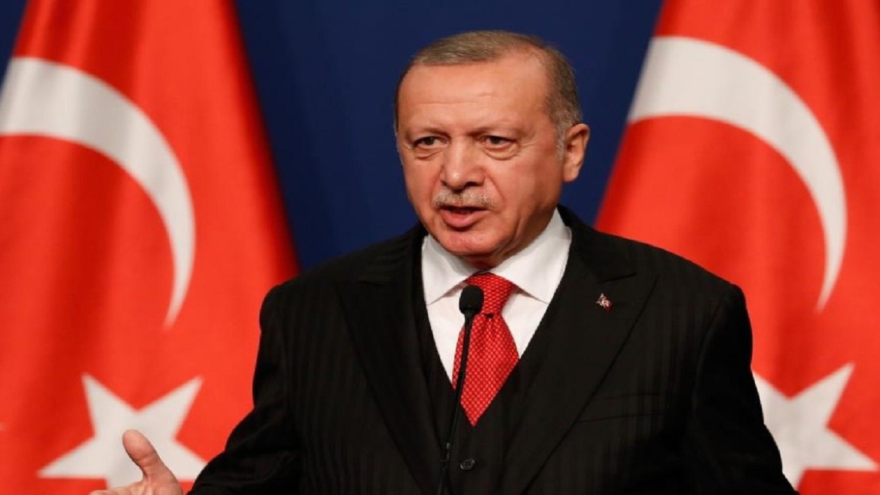 طبيب تركي يفضح أردوغان: النظام يُخفي كورونا كما لو كانت سرًا من أسرار الدولة (فيديو)