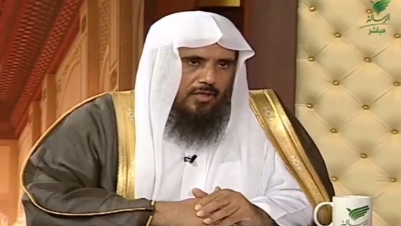 بالفيديو.. الخثلان يوضح حكم تحديد مكان معين يخصص للصلاة في البيت