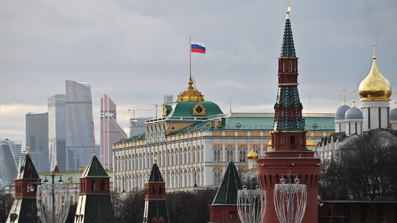 الكرملين: توصُّل روسيا إلى اتفاق مع المملكة بشأن النفط «مُحتمل»