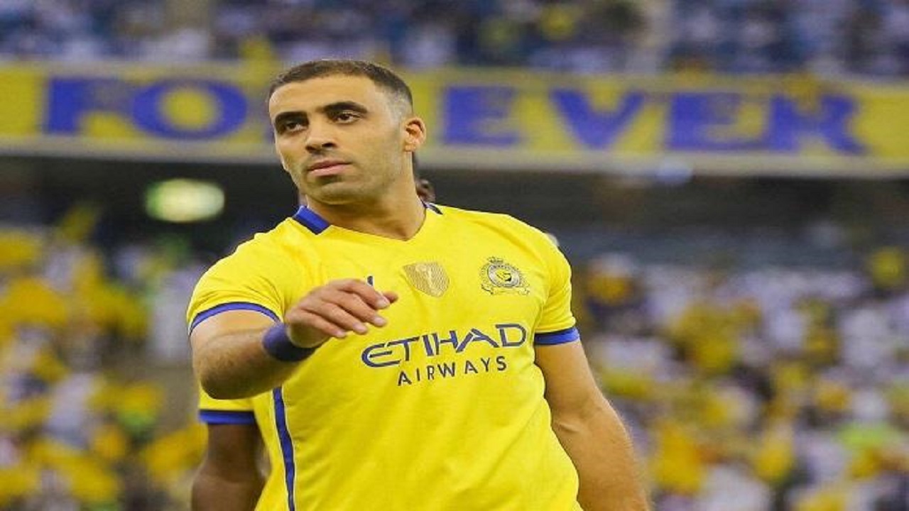 3 مدربون يتابعون حمد الله « اون لاين »