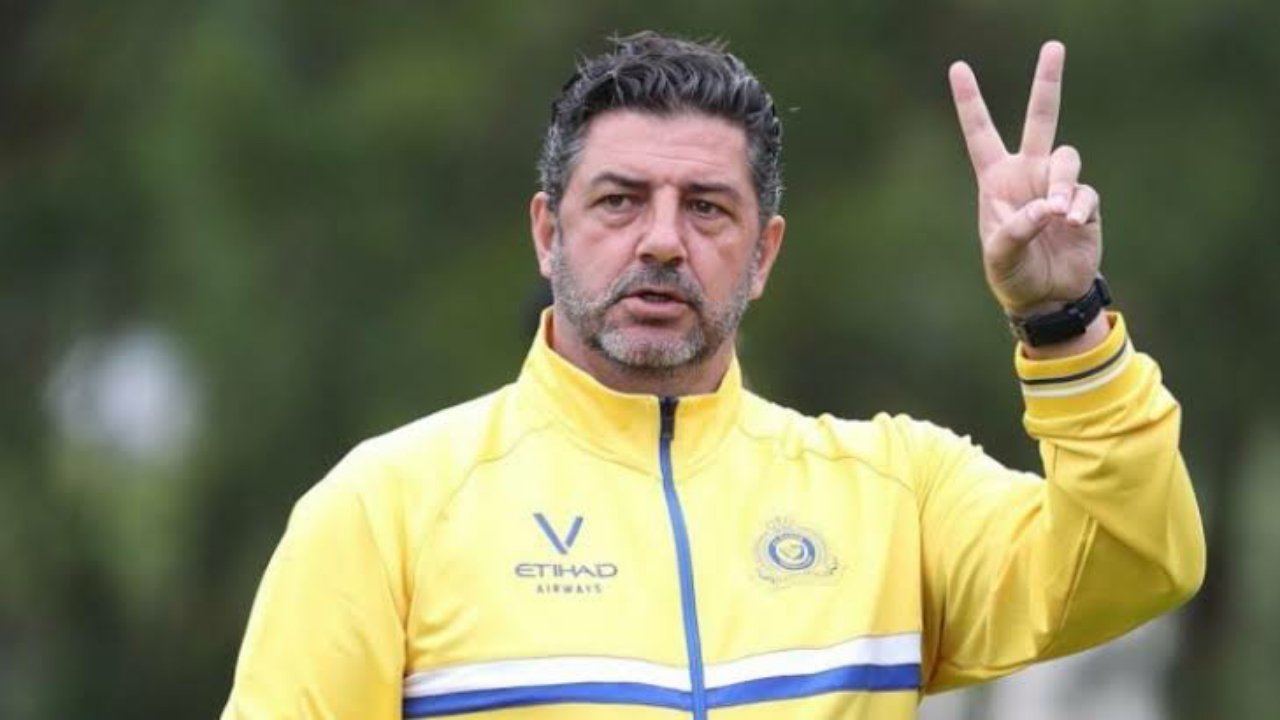 فيتوريا يحذر لاعبي النصر من زيادة الوزن