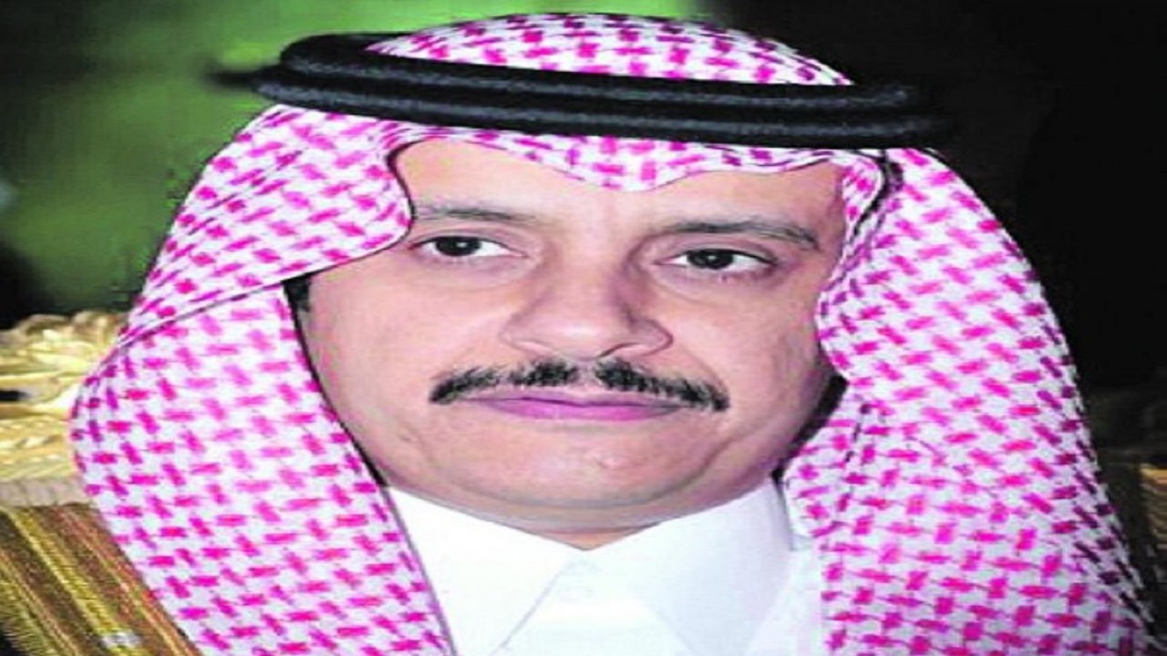 الأمراء يؤدون صلاة الميت على الأمير عبدالعزيز بن عبدالله بن فيصل بن فرحان