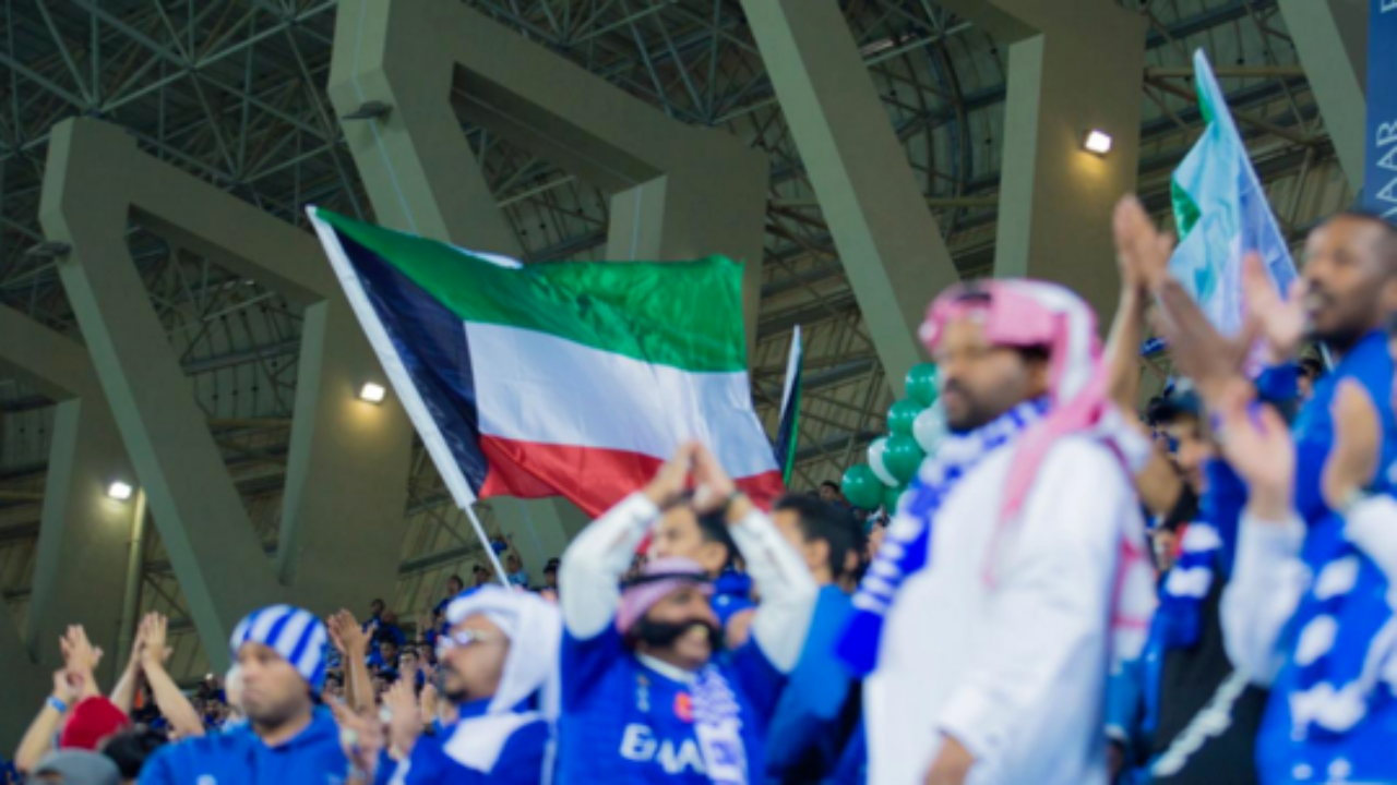 الكويت تعلق النشاط الرياضي لكرة القدم بسبب كورونا