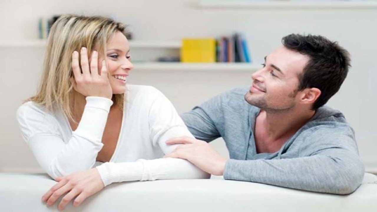 4 طرق مذهلة لتحسين علاقتك بزوجك أثناء العزل