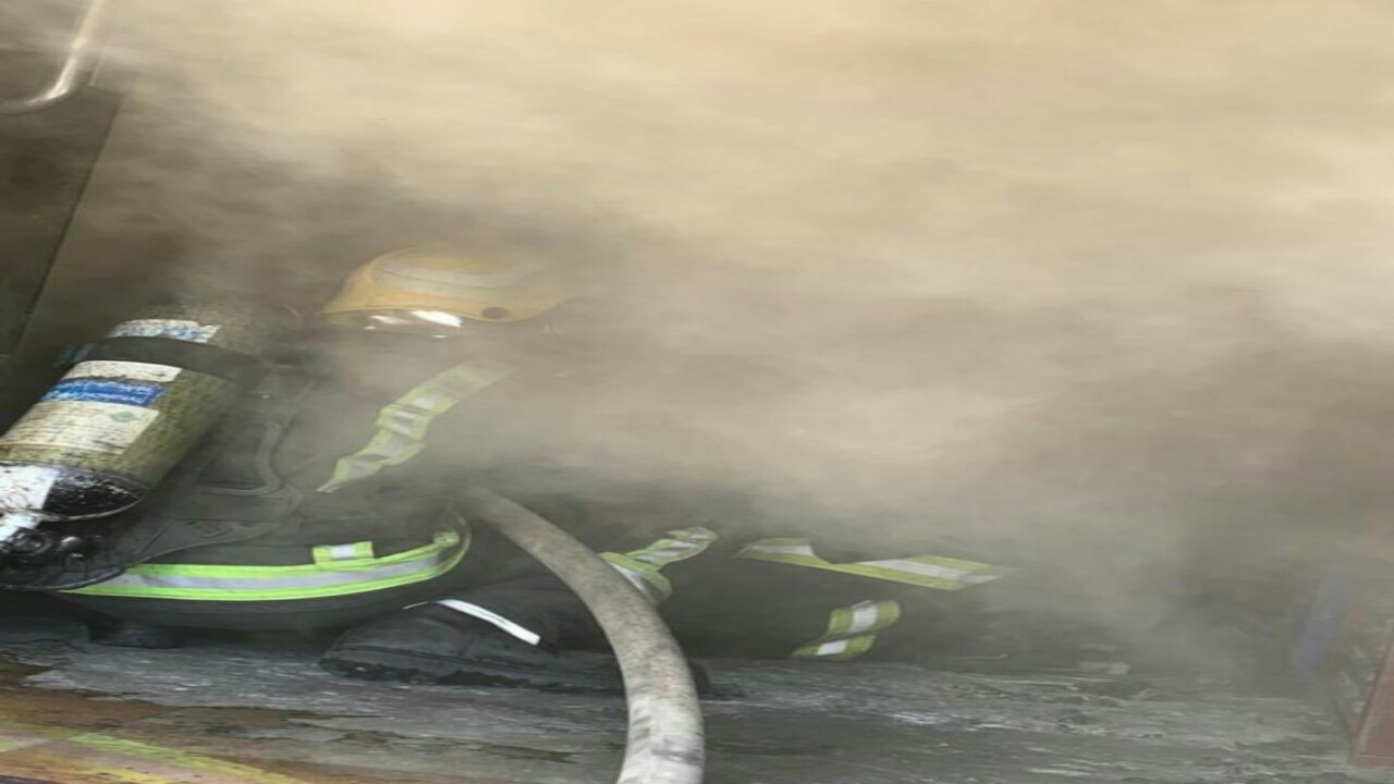 &#8221; مدني أبها &#8221; يخمد حريقا اندلع في محل أثاث 