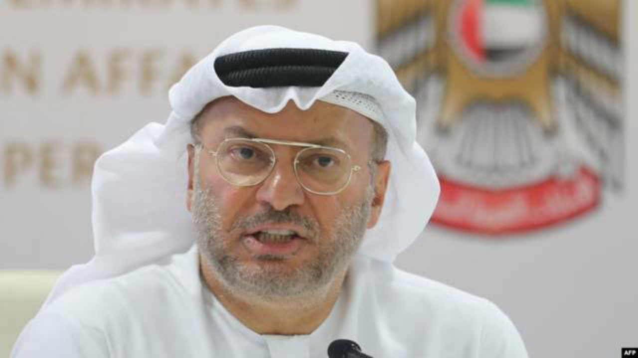 وزير الخارجية الإماراتي يشيد بجهود المملكة لتطبيق اتفاق الرياض