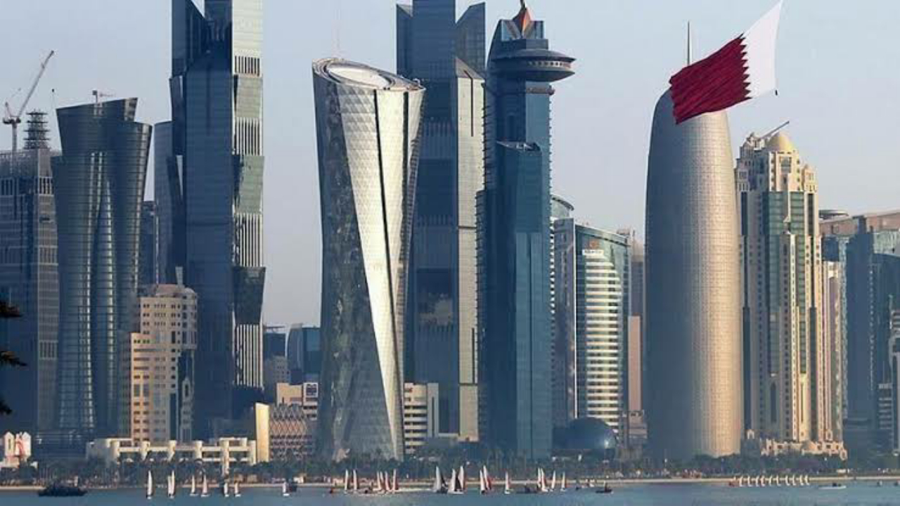 قطر مصدر الشائعات تهدد مصدريها