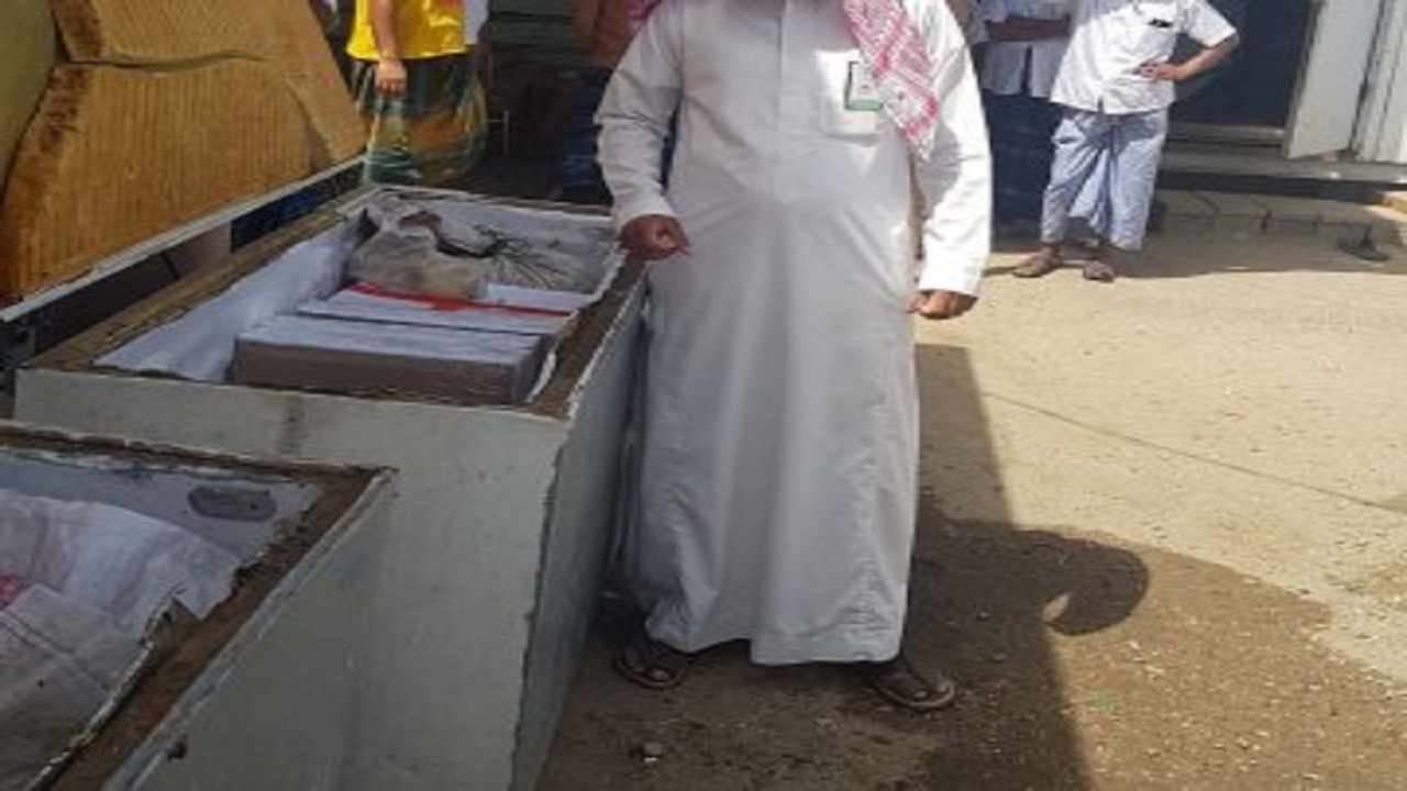 بالصور .. ضبط لحوم مجهولة المصدر في استراحات وأحواش بالطائف