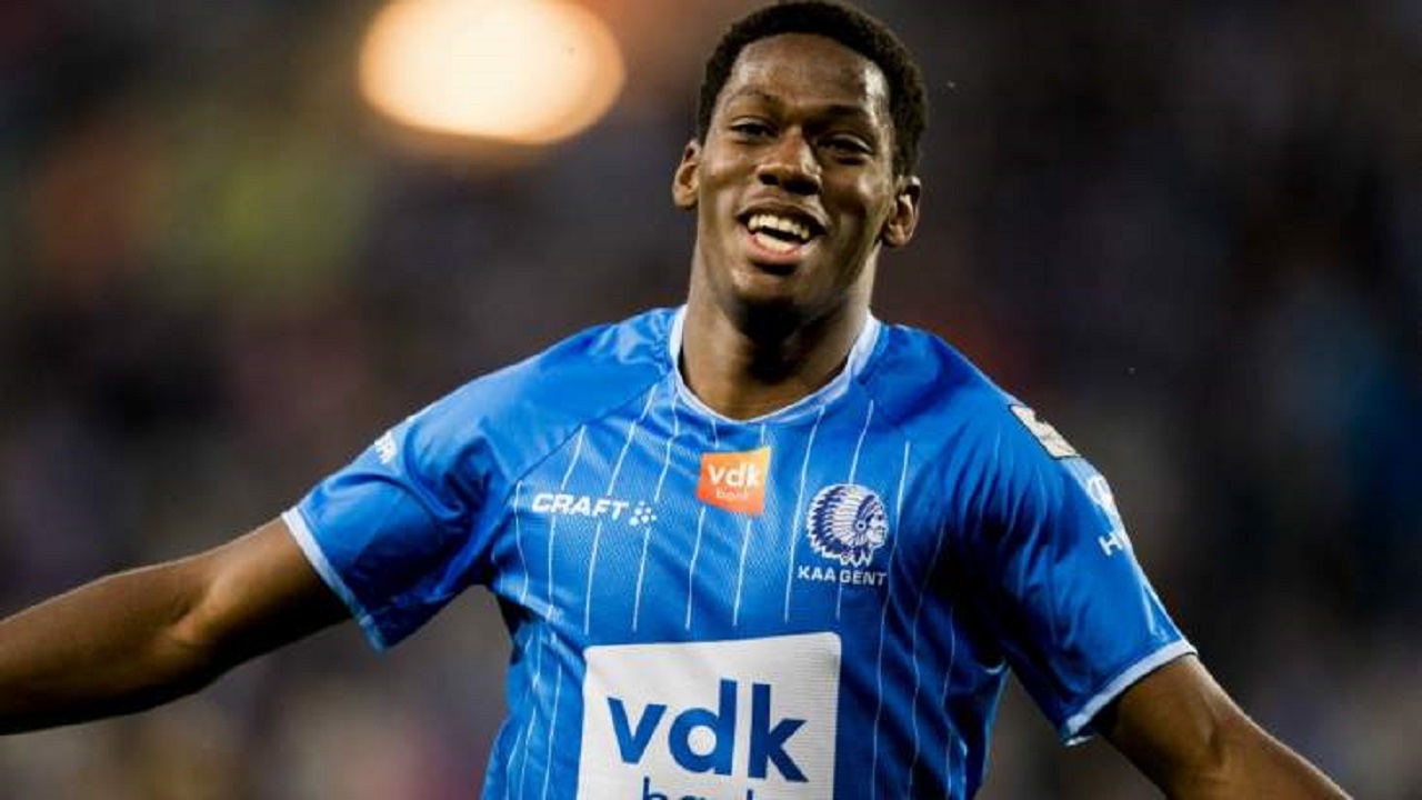 5 أندية تتنافس لضم المهاجم المعجزة