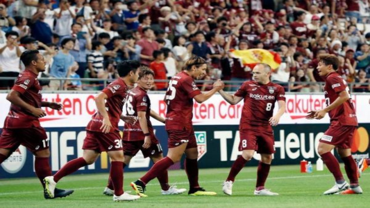 ‏إصابة شخصين جديدين بنادي فيسيل كوبي الياباني