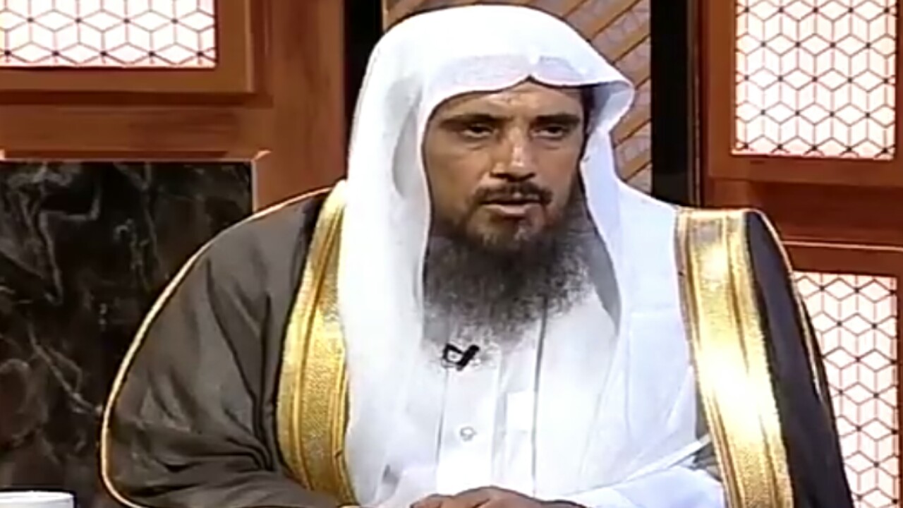 بالفيديو.. الخثلان يوضح حكم التصدق على غير المسلمين في وقت الوباء