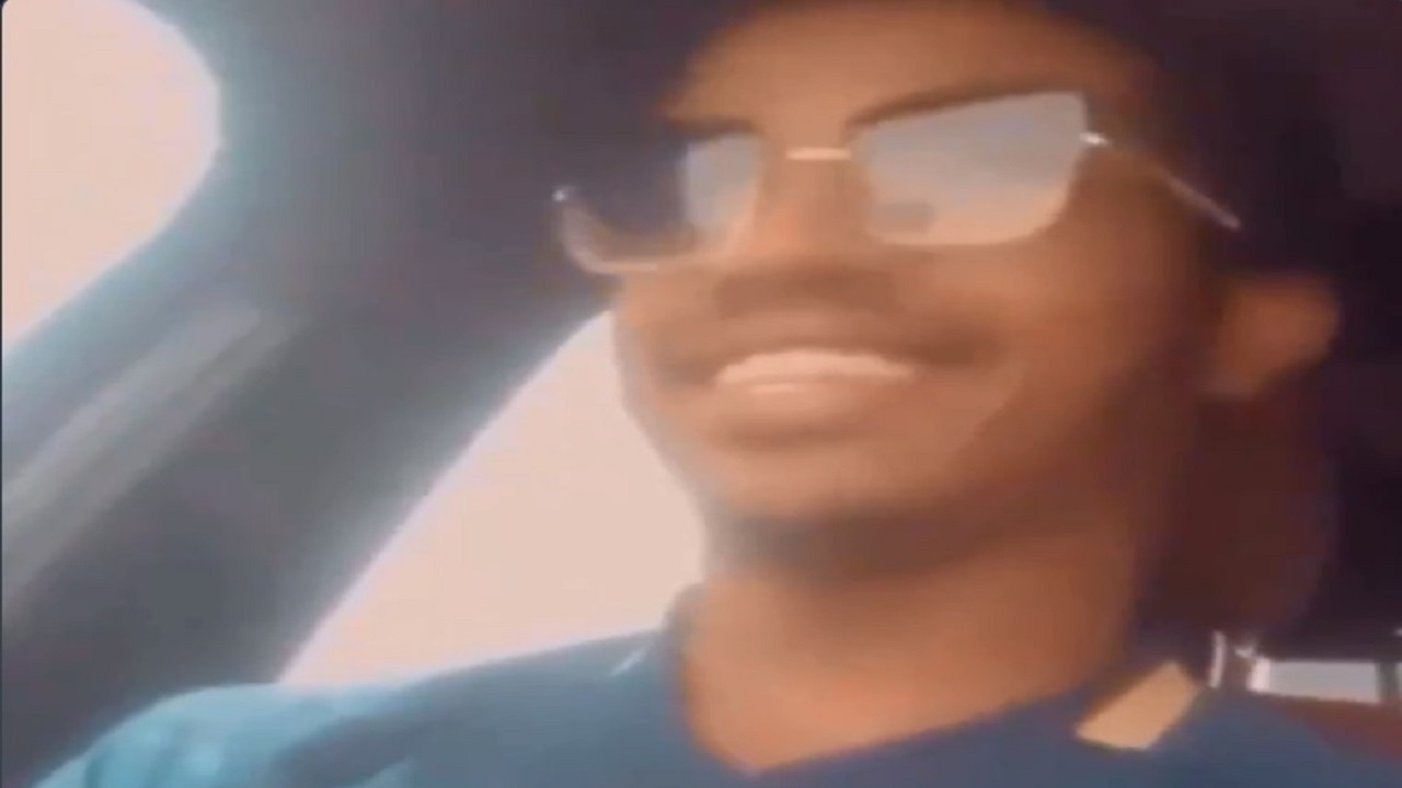 رائد الغامدي يكشف سر ارتدائه قميص النصر(فيديو)