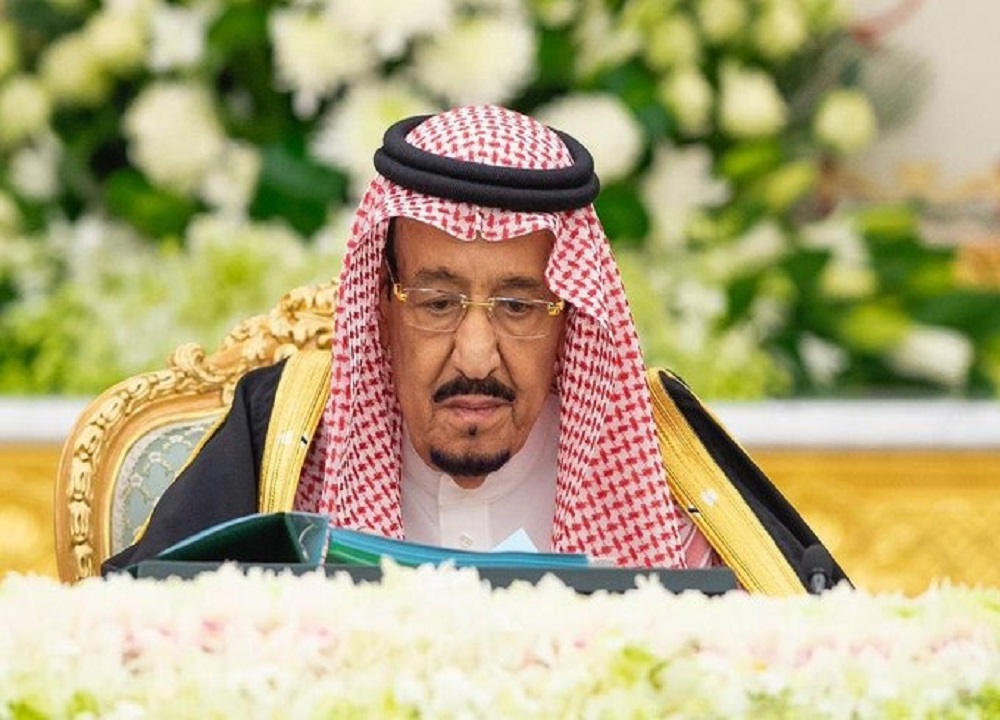 الموافقة على نظامي المحاكم التجارية وضمان الحقوق بالأموال المنقولة