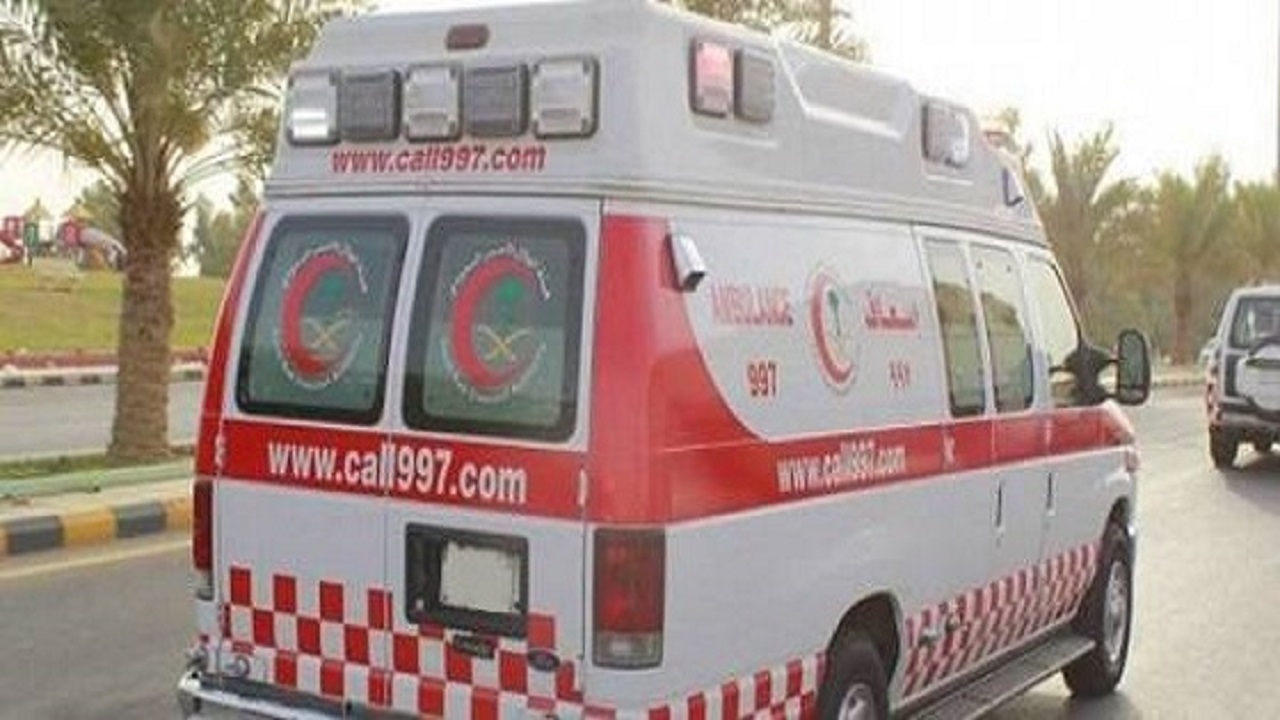 حادث مروع لإصطدام مركبة في حاجز خرساني بالطائف