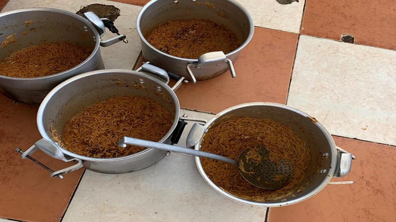 بلدية العمرة بمكة تضبط مطبخين مخالفين للإشتراطات الصحية