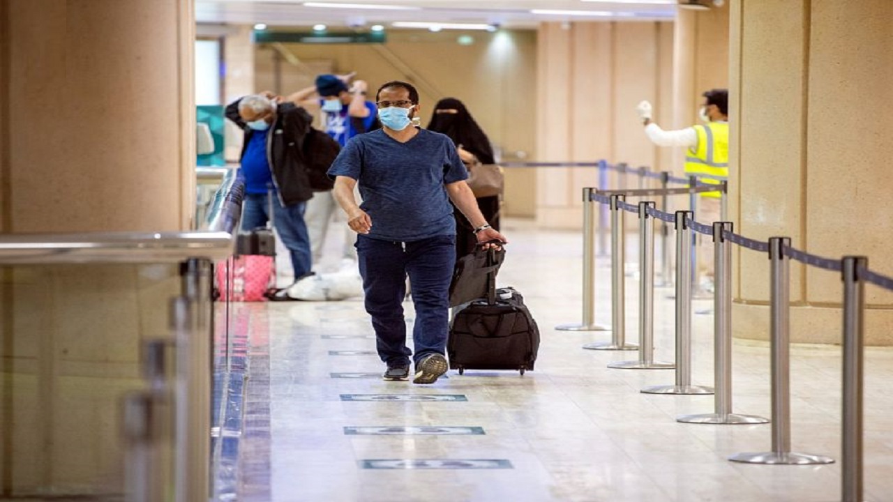 الطيران المدني: المسافر الذي درجة حرارته أكثر من 38 لن يدخل مطارات المملكة