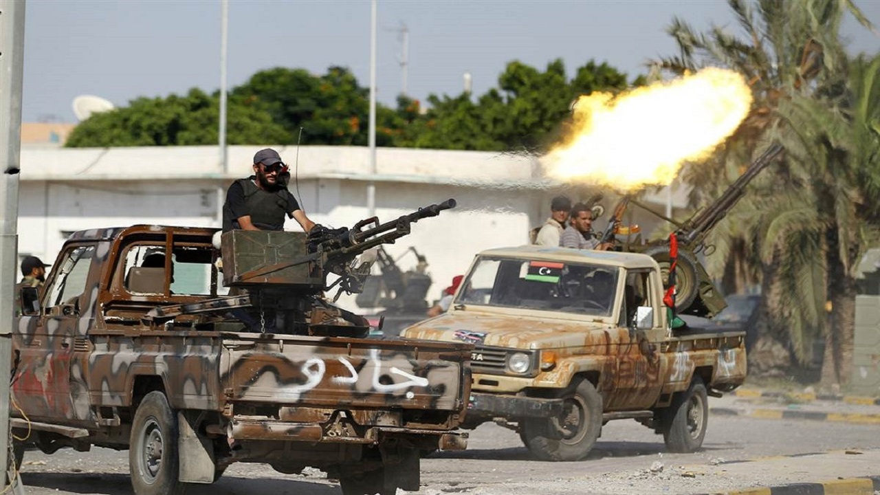 الجيش الليبي يُسقط طائرة مسيّرة لمليشيا الوفاق تركية الصنع (فيديو)