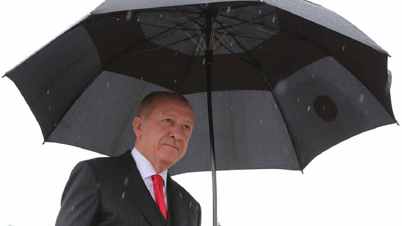 حزب أردوغان يخطط لمنع حلفاء الرئيس من خوض الانتخابات