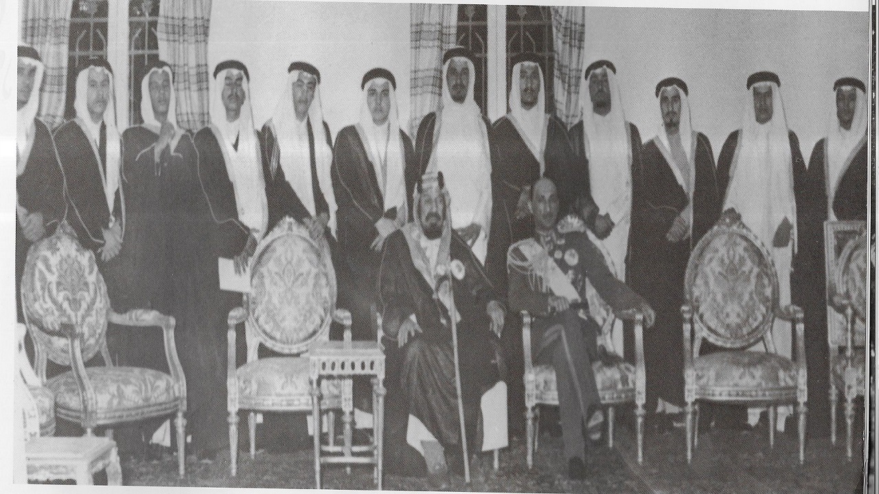 صورة نادرة للملك عبد العزيز وملك أفغانستان في الرياض