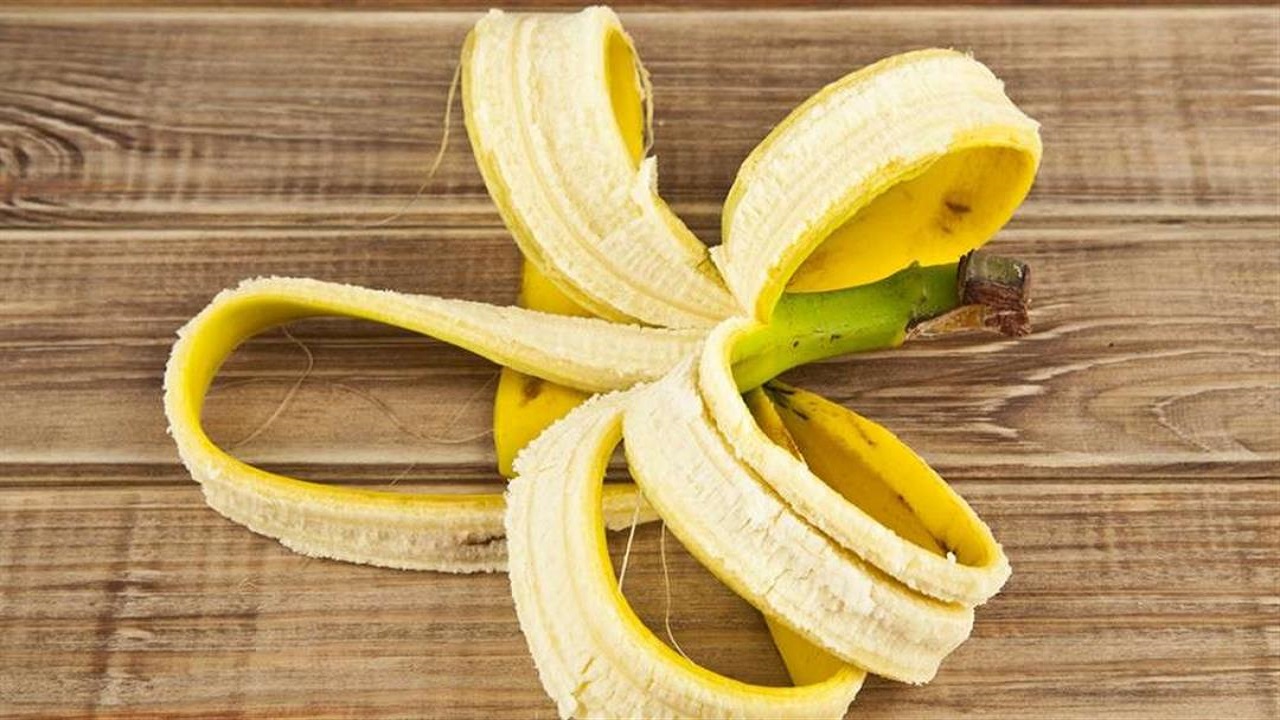 استخدامات غريبة لقشر الموز