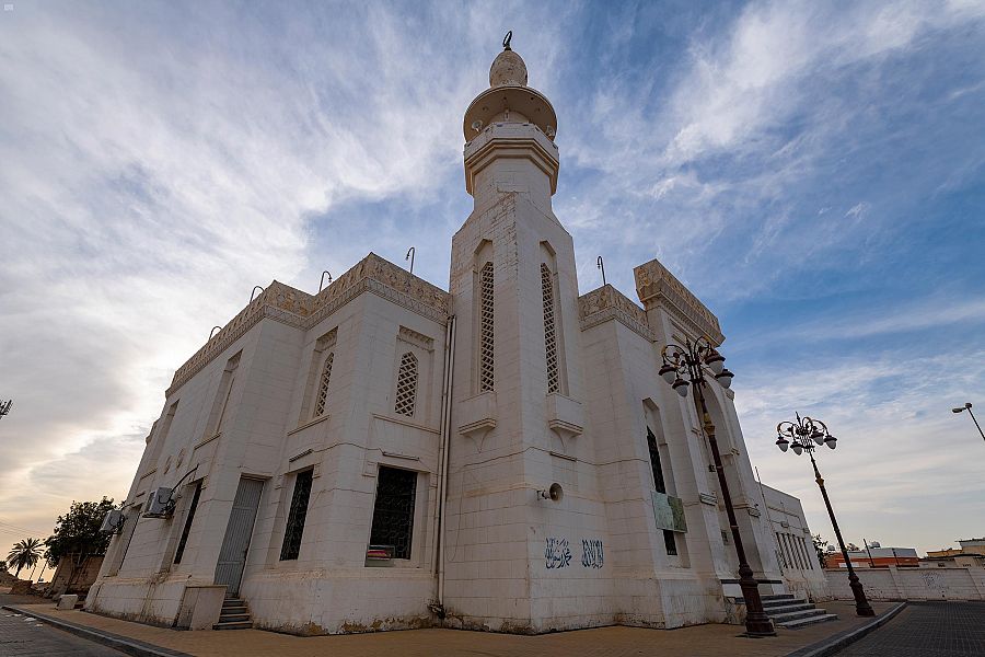 مسجد التوبة بتبوك معقل آخر الغزوات النبوية