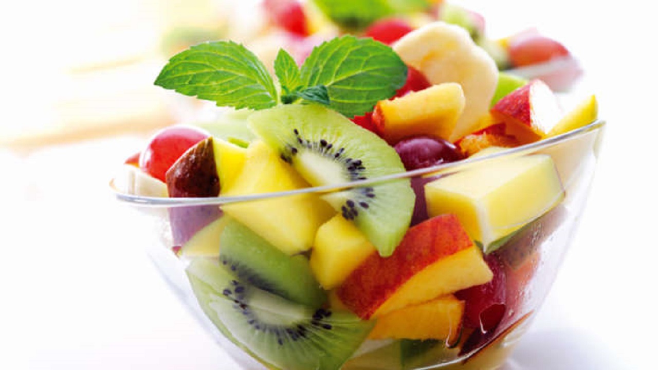 فوائد تناول الفاكهة قبل الطعام
